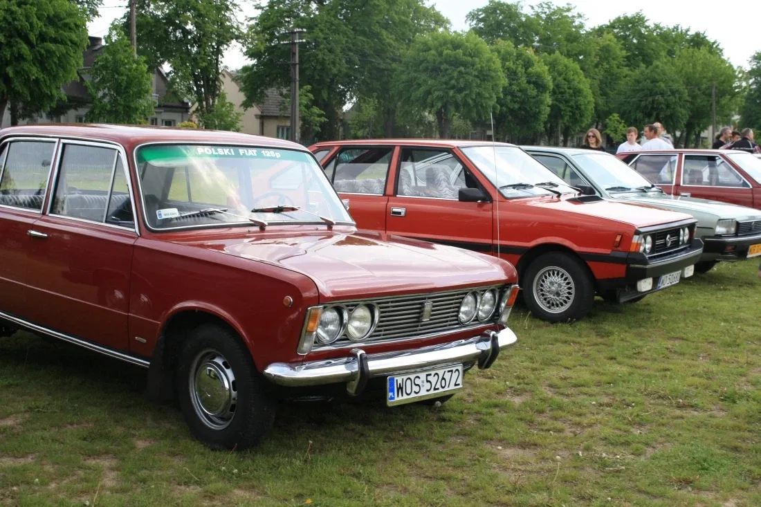 IV Zlot Samochodów Klasycznych i Zabytkowych (zdjęcia)