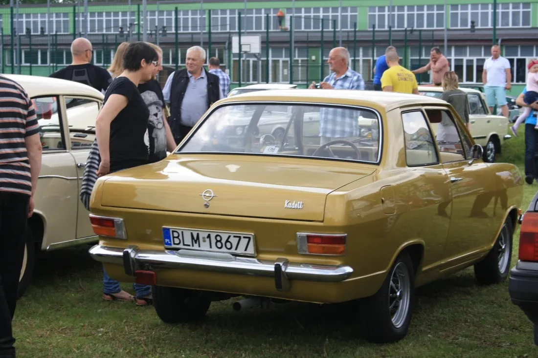 IV Zlot Samochodów Klasycznych i Zabytkowych (zdjęcia)