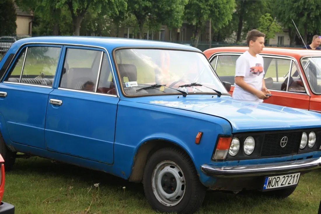 IV Zlot Samochodów Klasycznych i Zabytkowych (zdjęcia)
