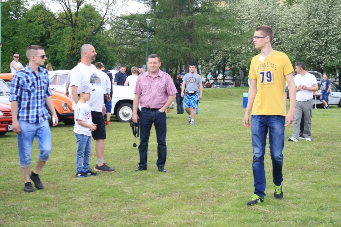 IV Zlot Samochodów Klasycznych i Zabytkowych (zdjęcia)
