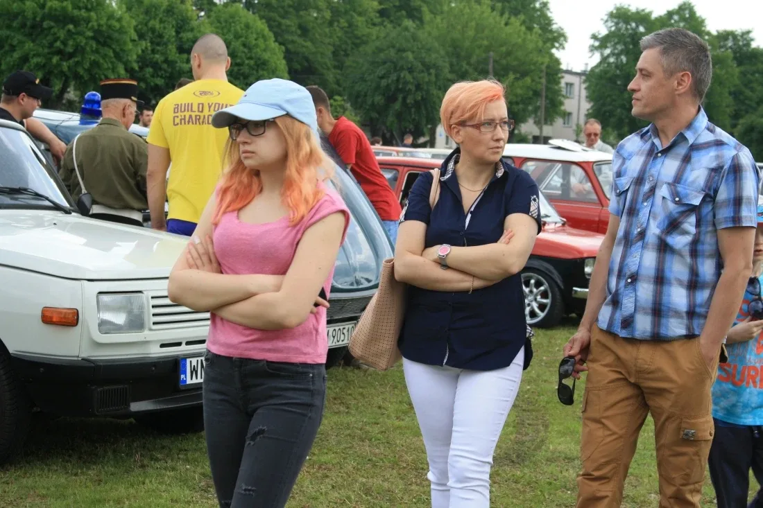 IV Zlot Samochodów Klasycznych i Zabytkowych (zdjęcia)