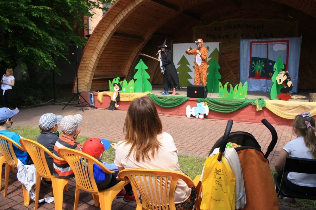 Dzień drugi pikniku z książką (zdjęcia) 