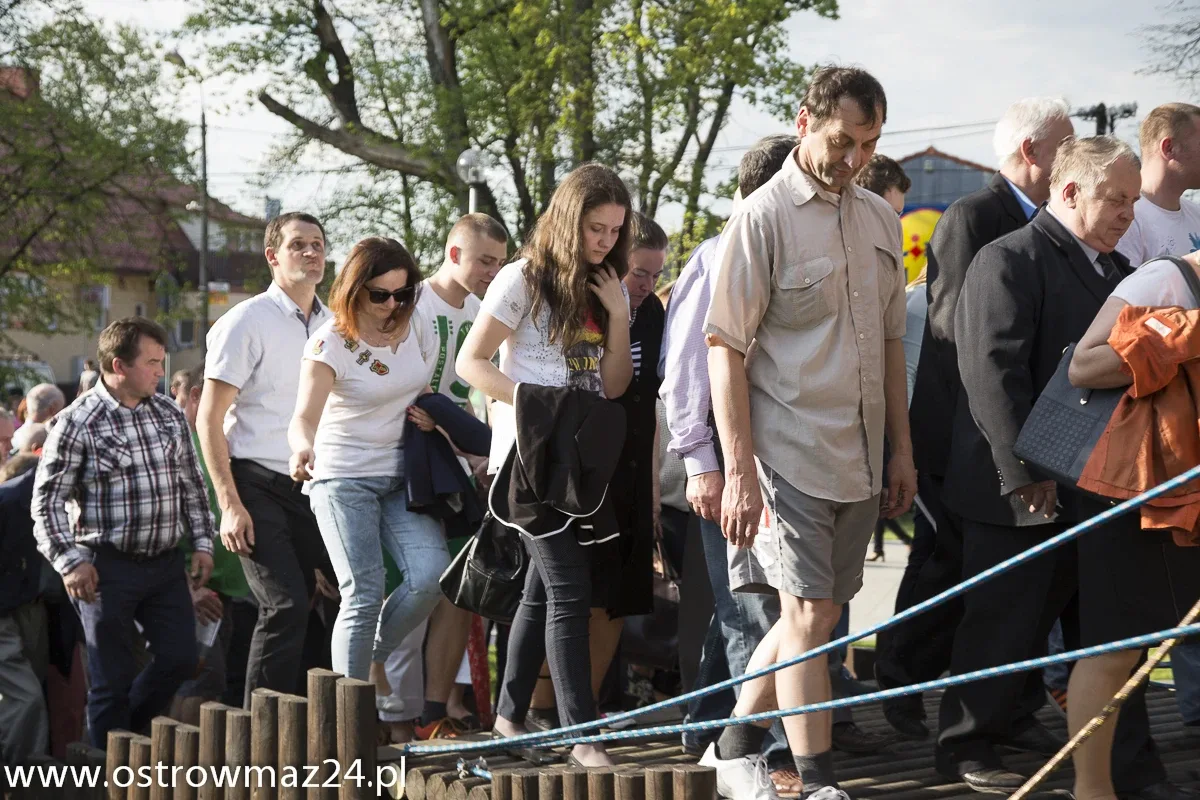 Inscenizacja ślubu Pileckich w Ostrowi (zdjęcia, wideo)