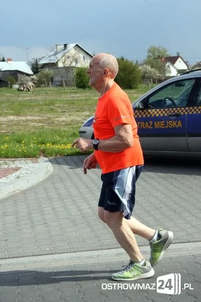 Biegnąć uczcili święto narodowe (zdjęcia)