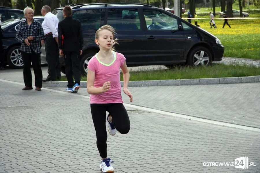 Biegnąć uczcili święto narodowe (zdjęcia)