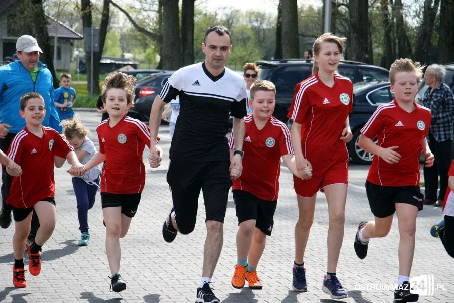 Biegnąć uczcili święto narodowe (zdjęcia)