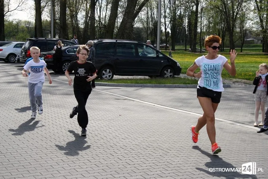 Biegnąć uczcili święto narodowe (zdjęcia)