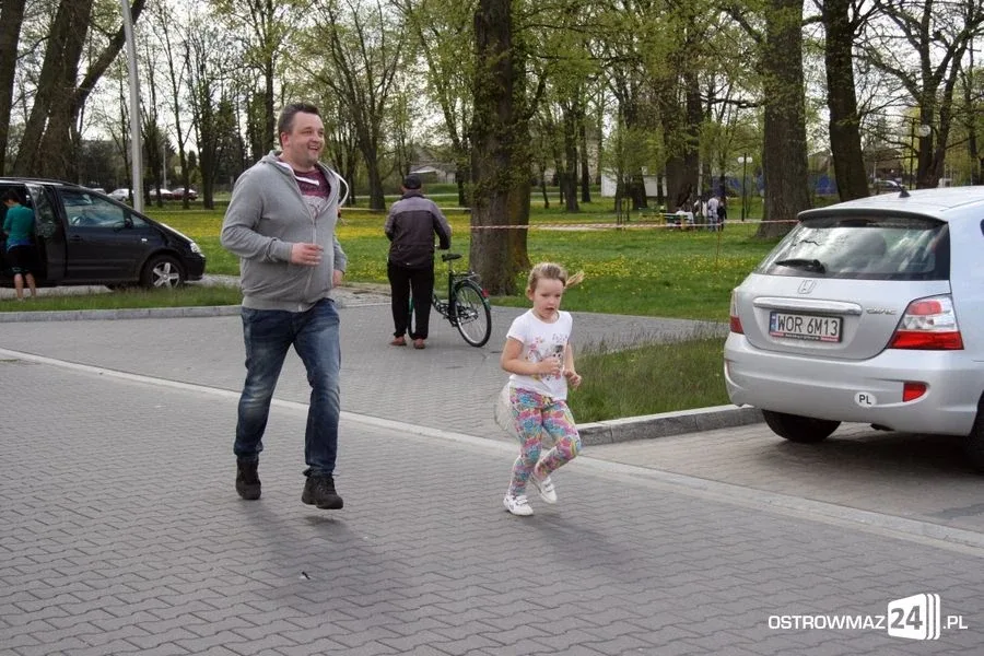 Biegnąć uczcili święto narodowe (zdjęcia)