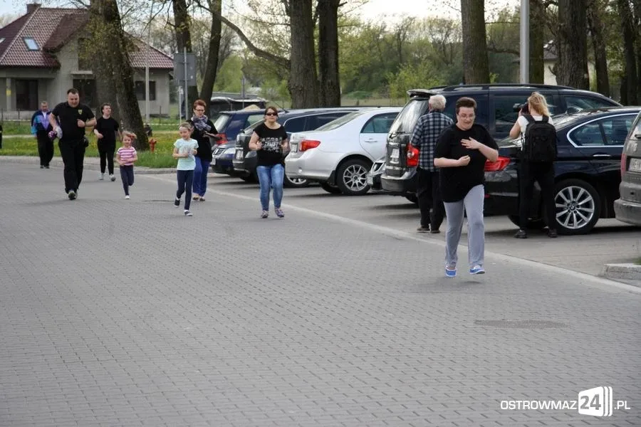 Biegnąć uczcili święto narodowe (zdjęcia)