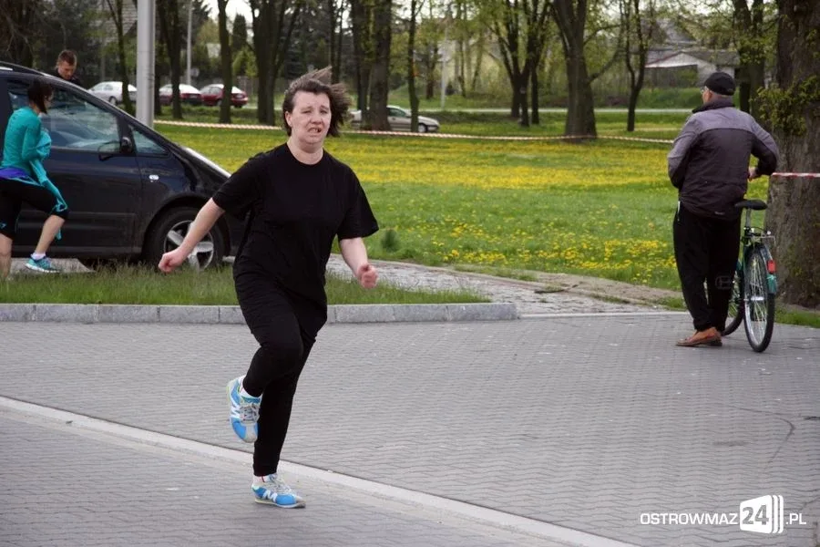 Biegnąć uczcili święto narodowe (zdjęcia)