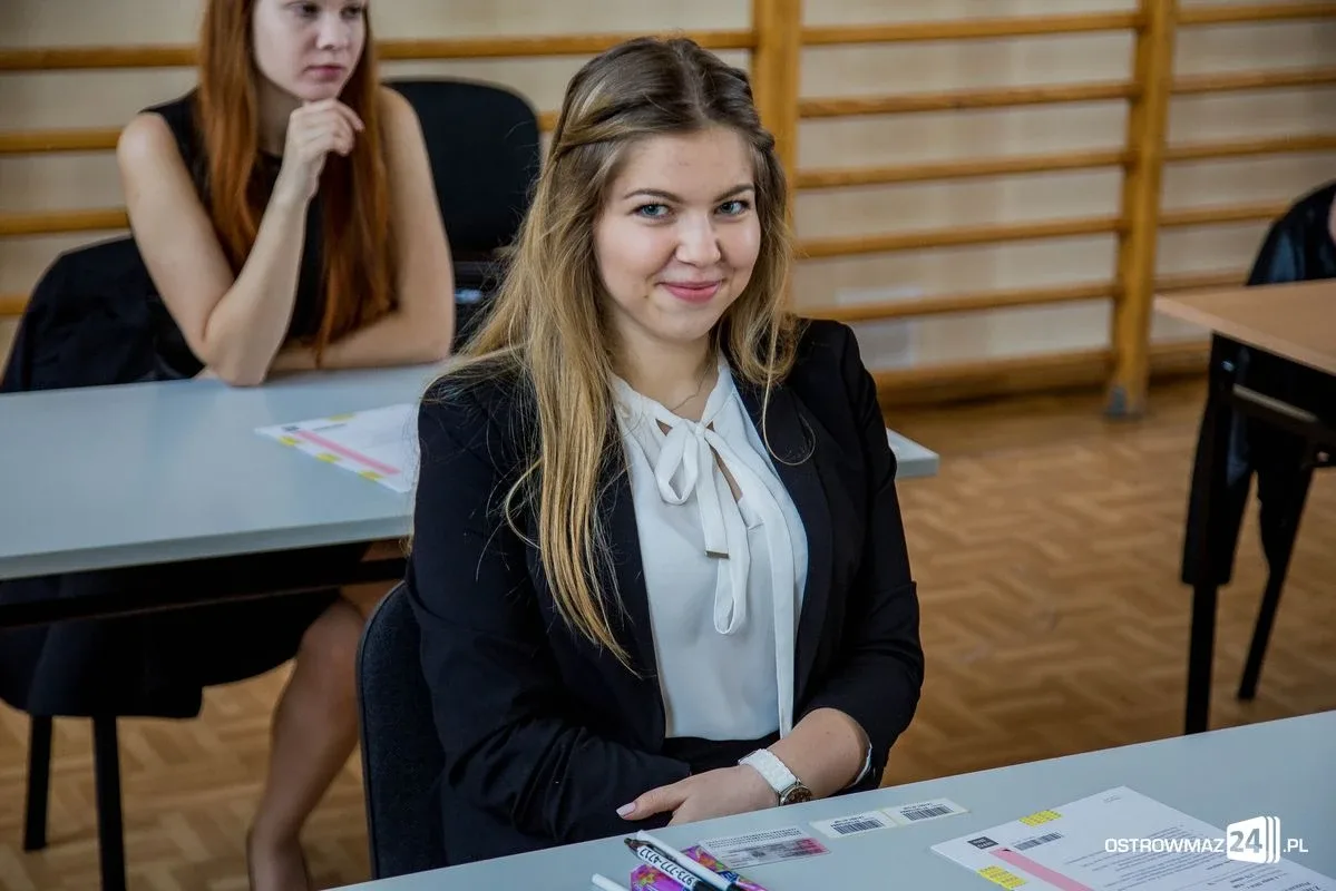Matura rozpoczęta. Pierwszy język polski (zdjęcia)