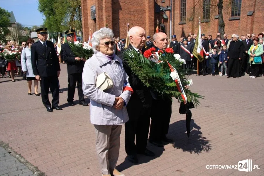 Obchody święta narodowego na placu Wolności (zdjęcia, wideo)