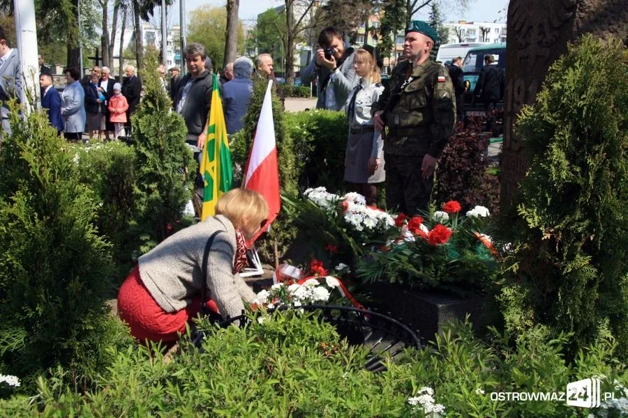 Obchody święta narodowego na placu Wolności (zdjęcia, wideo)