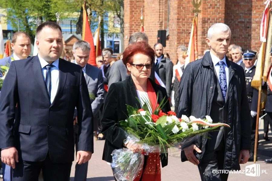 Obchody święta narodowego na placu Wolności (zdjęcia, wideo)