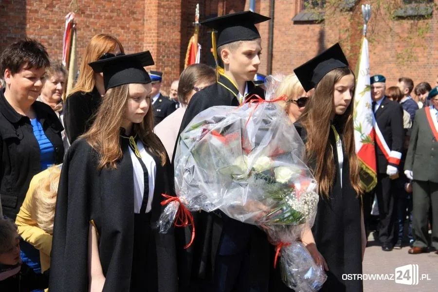 Obchody święta narodowego na placu Wolności (zdjęcia, wideo)