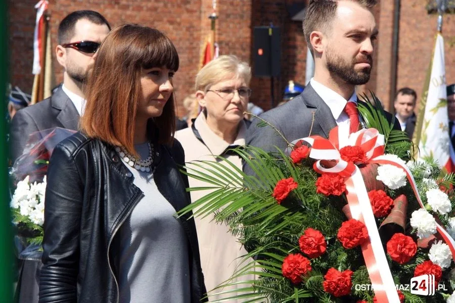 Obchody święta narodowego na placu Wolności (zdjęcia, wideo)