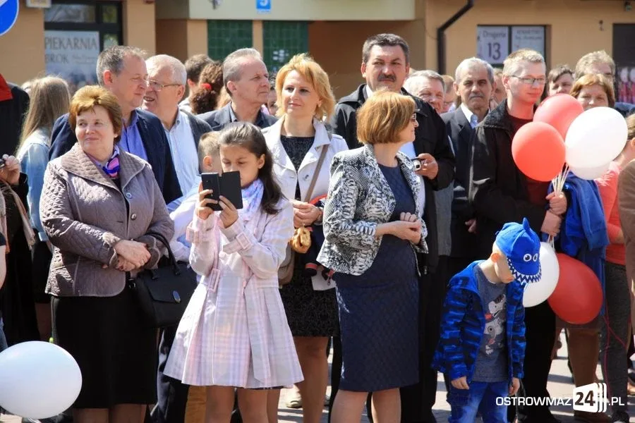 Obchody święta narodowego na placu Wolności (zdjęcia, wideo)
