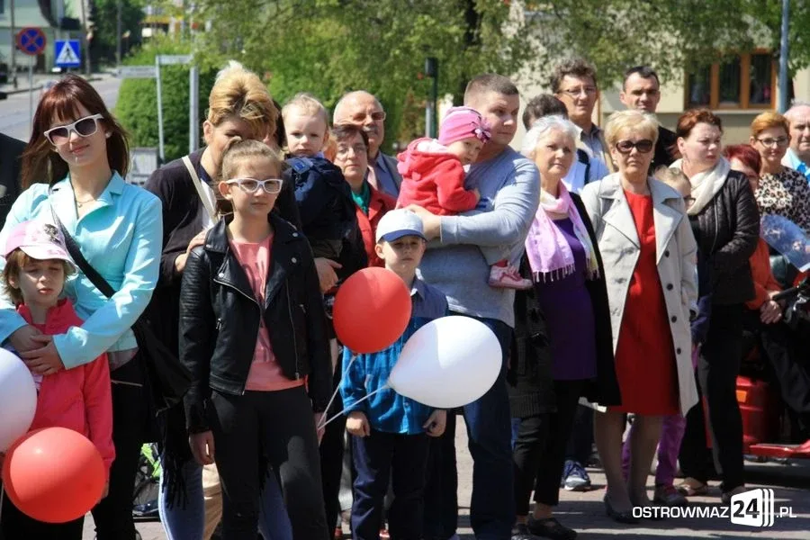 Obchody święta narodowego na placu Wolności (zdjęcia, wideo)