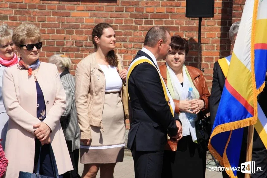 Obchody święta narodowego na placu Wolności (zdjęcia, wideo)