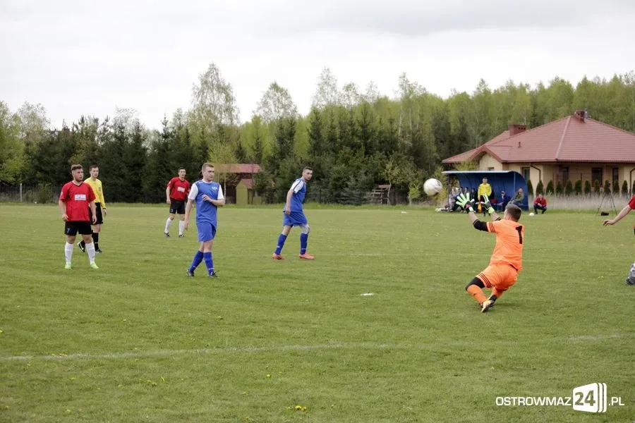 Rzekunianka za mocna dla KS Wąsewo (zdjęcia, wideo)