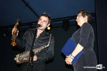 Dzień Matki w klimacie operetkowym (zdjęcia, wideo)