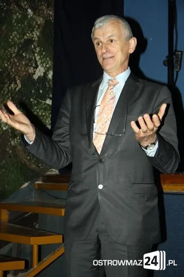Widowisko teatralne "Dla mnie bomba" (zdjęcia, wideo)