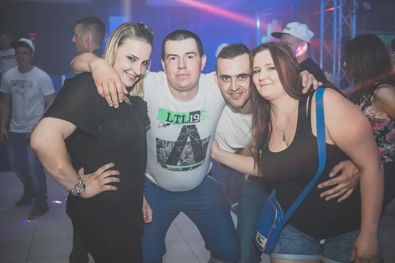 Retro Party w klubie Capitol (zdjęcia)