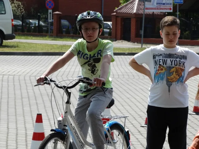 Turniej Bezpieczeństwa w Ruchu Drogowym (zdjęcia)