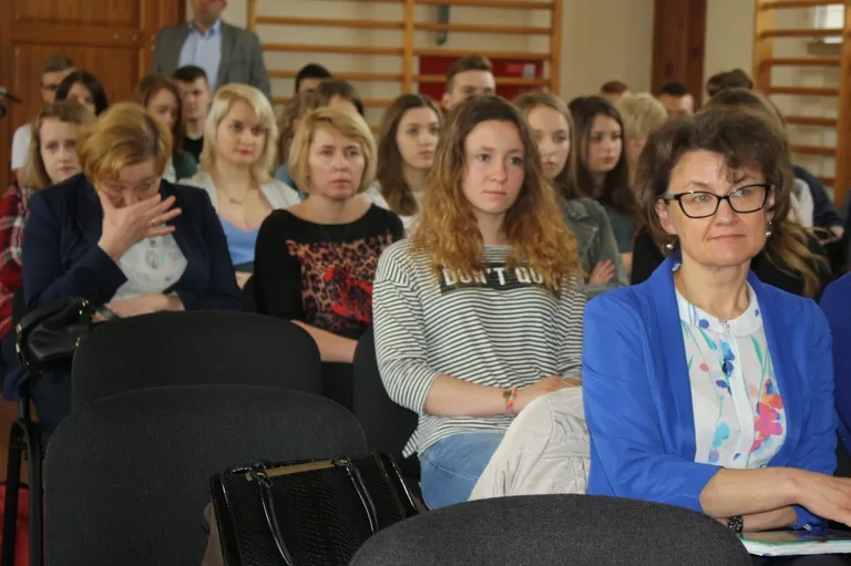 Konferencja o zdrowiu w LO (zdjęcia)