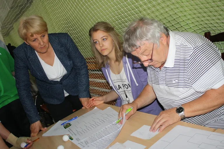 Zdjęcia z 16 Turnieju Tenisa Stołowego ŚDS