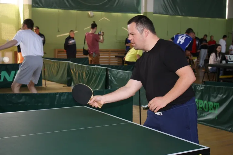 Zdjęcia z 16 Turnieju Tenisa Stołowego ŚDS