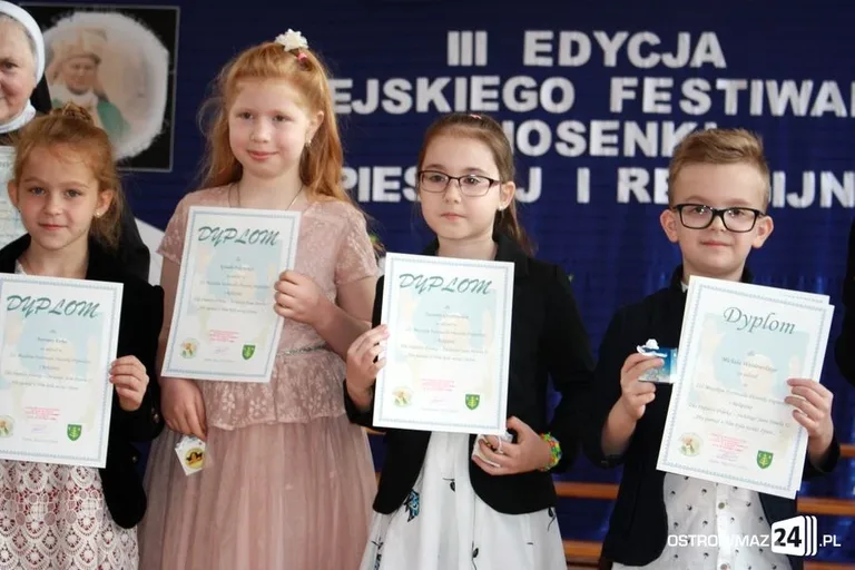 Festiwal piosenki papieskiej i religijnej