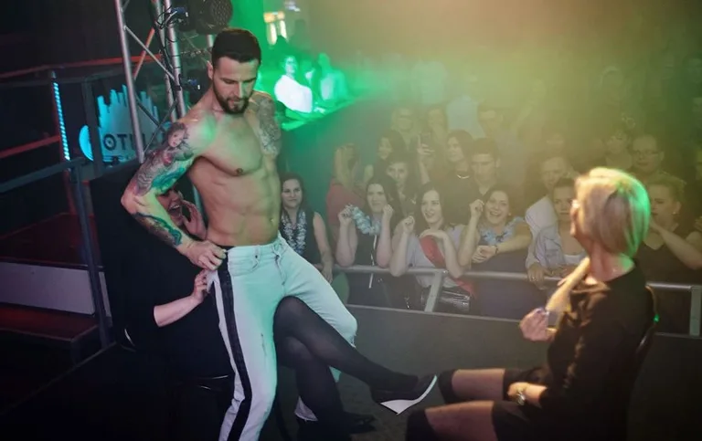 Noc (nie)grzecznych kobiet w klubie Capitol (zdjęcia)