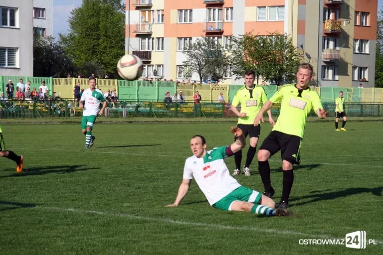 Bug zatonął w Ostrowi Mazowieckiej (zdjęcia)