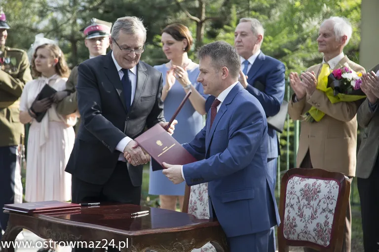 Ogólnopolskie media o uroczystościach w Ostrowi