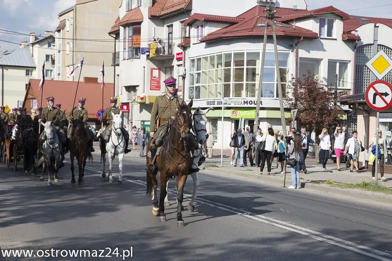 Inscenizacja ślubu Pileckich w Ostrowi (zdjęcia, wideo)