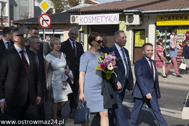 Inscenizacja ślubu Pileckich w Ostrowi (zdjęcia, wideo)