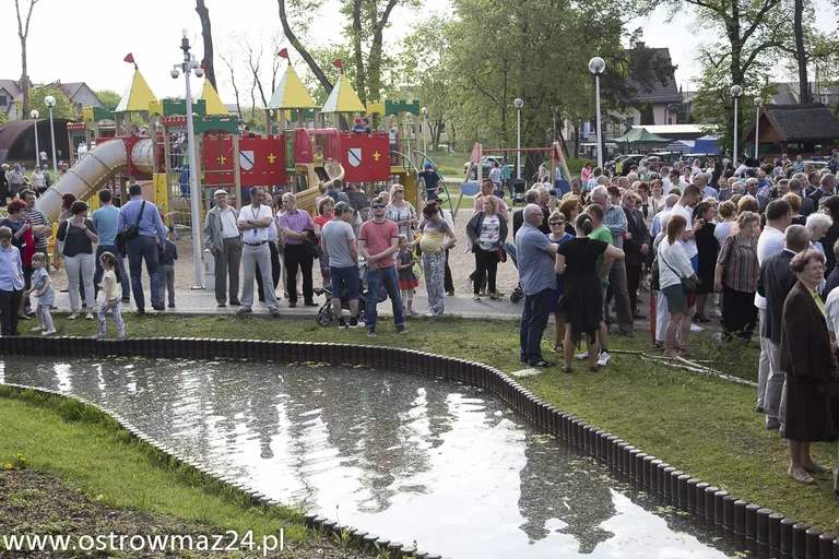 Inscenizacja ślubu Pileckich w Ostrowi (zdjęcia, wideo)