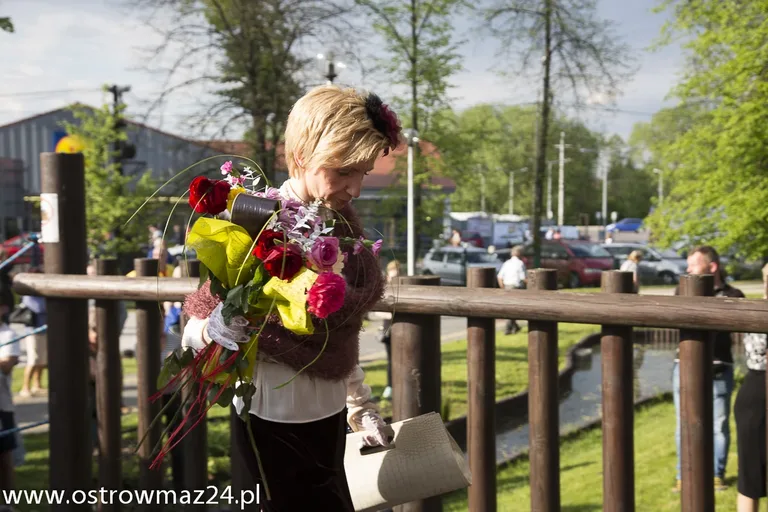 Inscenizacja ślubu Pileckich w Ostrowi (zdjęcia, wideo)