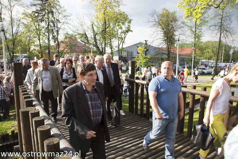 Inscenizacja ślubu Pileckich w Ostrowi (zdjęcia, wideo)