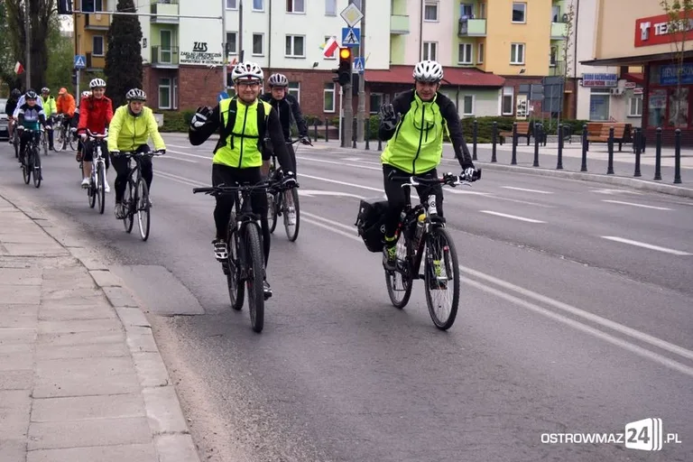 Rowerzyści też upamiętnili uchwalenie konstytucji
