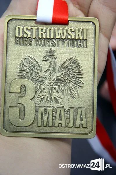 Biegnąć uczcili święto narodowe (zdjęcia)