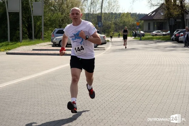 Biegnąć uczcili święto narodowe (zdjęcia)