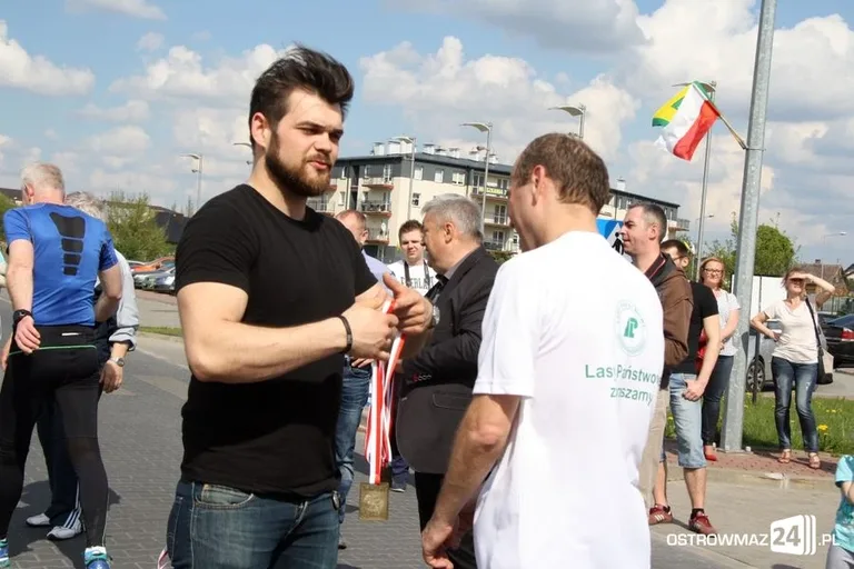 Biegnąć uczcili święto narodowe (zdjęcia)