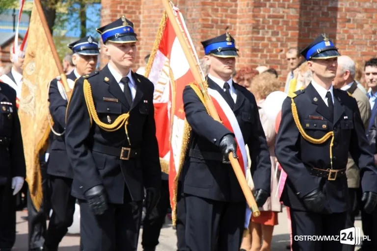 Obchody święta narodowego na placu Wolności (zdjęcia, wideo)