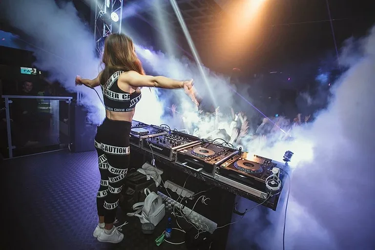 Juicy M w klubie Capitol (zdjęcia)