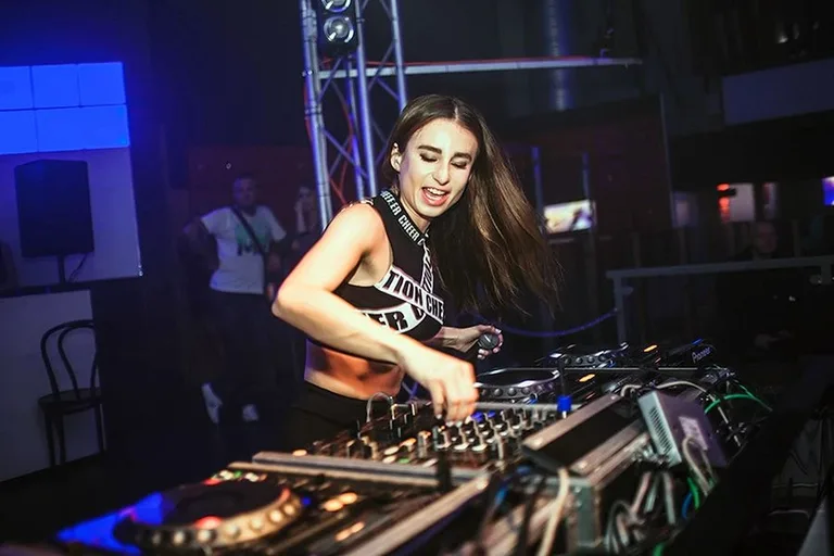 Juicy M w klubie Capitol (zdjęcia)