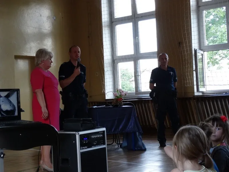Bezpieczeństwo priorytetem podczas wakacji (zdjęcia)