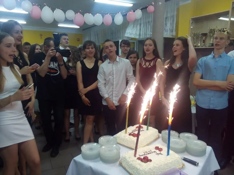 Bal gimnazjalny w GP nr 3 (zdjęcia)