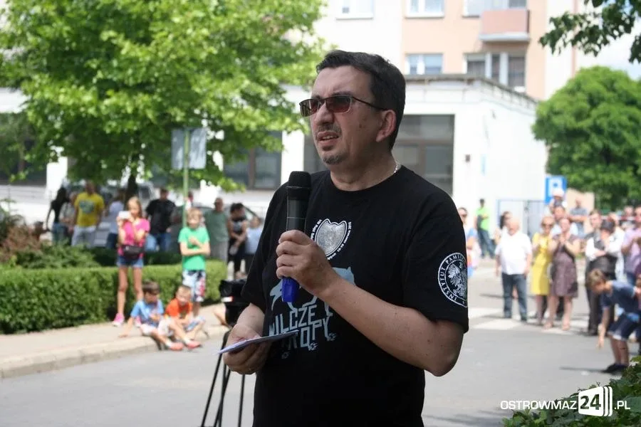Rekonstrukcja historyczna przed ratuszem (zdjęcia, wideo)